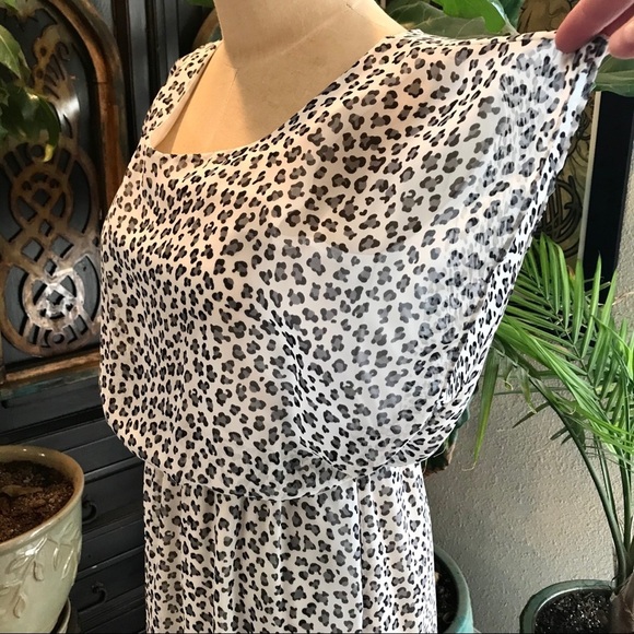 ASOS - Needle & Thread Francesca leopard chiffon - Picture 7 of 8